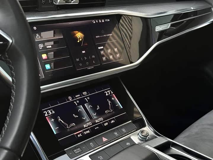 Фото 6 - Audi A6L