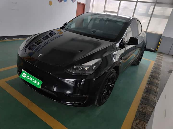 Фото 2 - Tesla Model Y