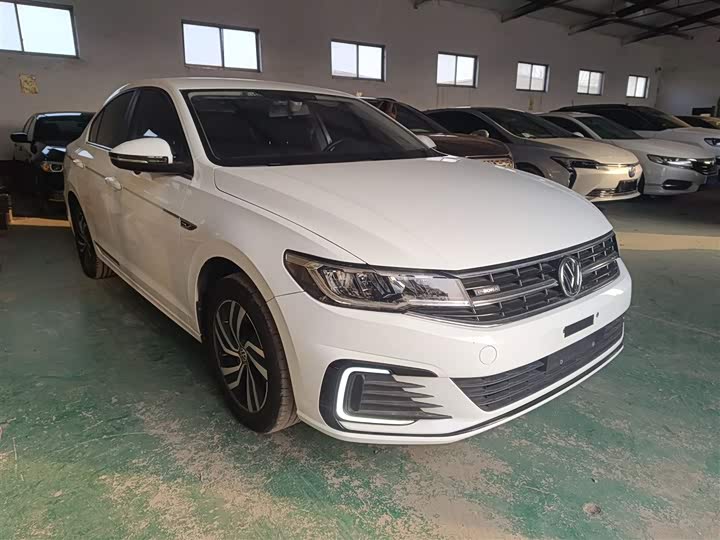 Фото 4 - Volkswagen Bora EV