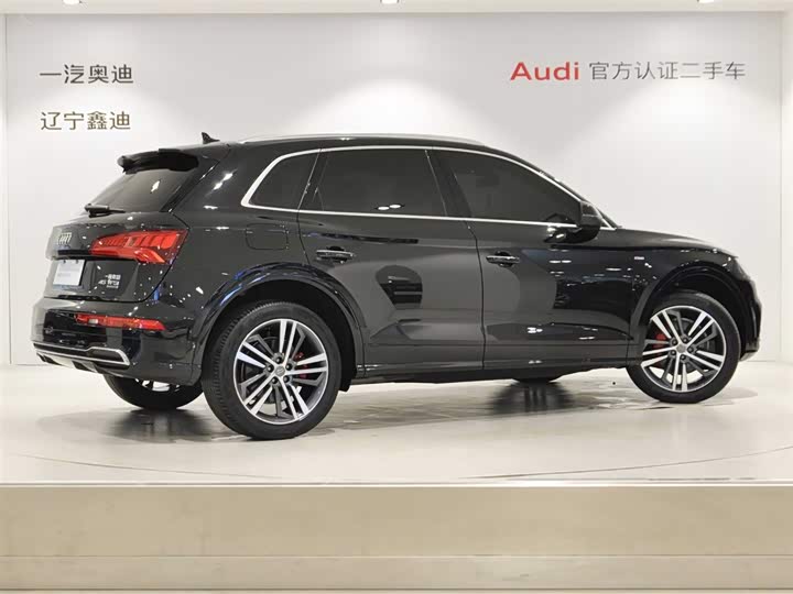 Фото 4 - Audi Q5L