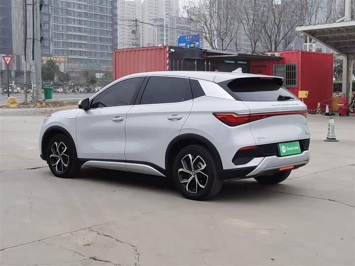 Фото 5 - BYD Yuan Plus