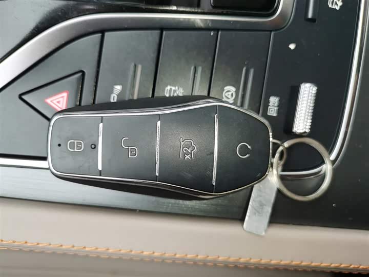 Фото 9 - BYD Yuan Plus