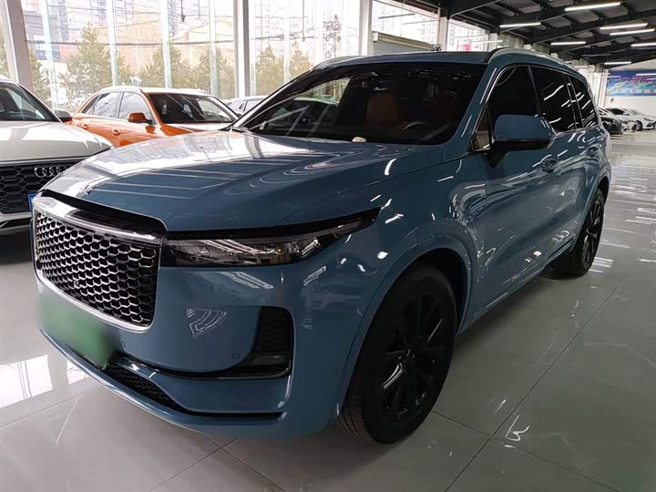 Фото 1 - LiXiang One