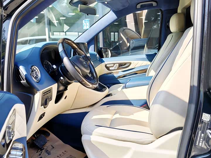 Фото 5 - Mercedes-Benz Vito