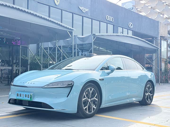 Фото 1 - Luxeed S7