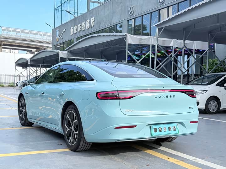 Фото 7 - Luxeed S7