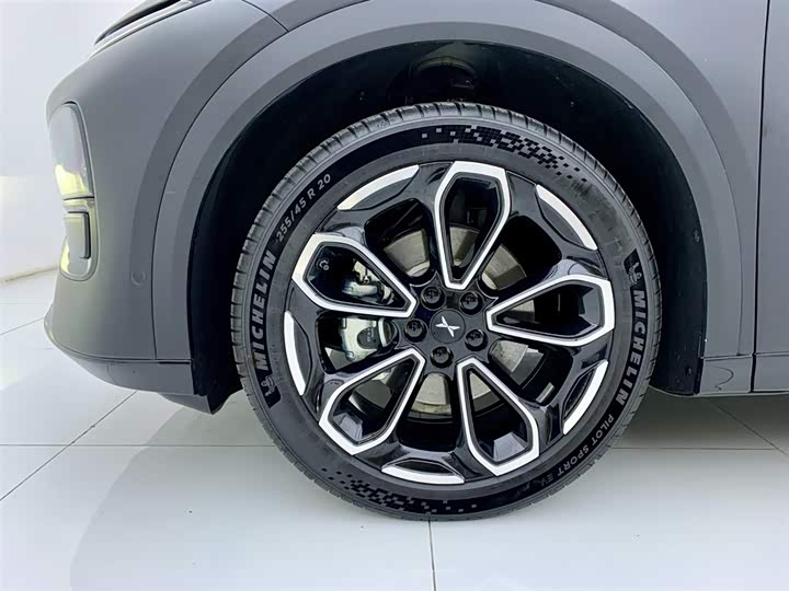 Фото 6 - XPeng G6