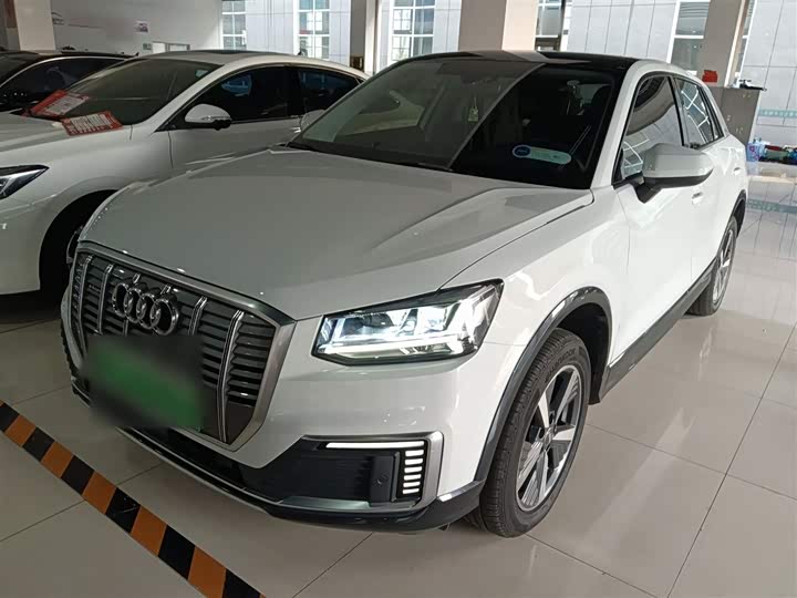 Фото 2 - Audi Q2L e-tron