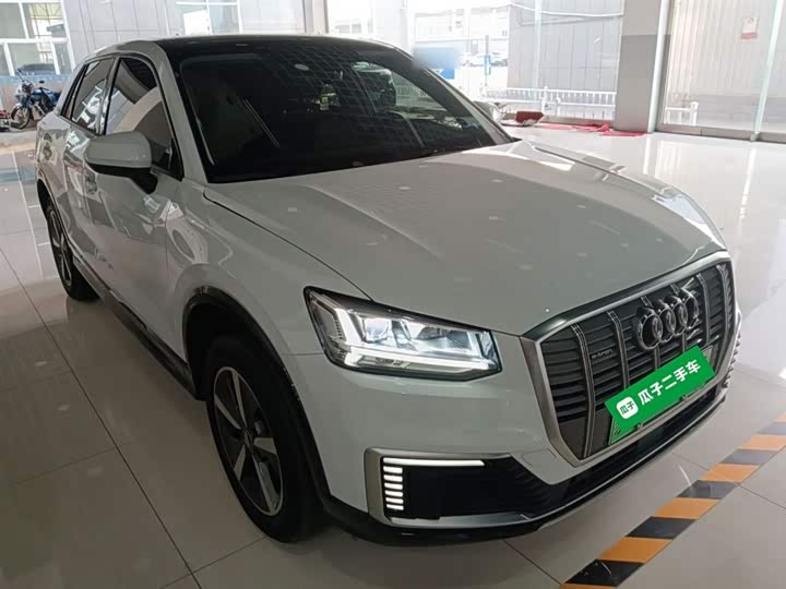 Фото 4 - Audi Q2L e-tron