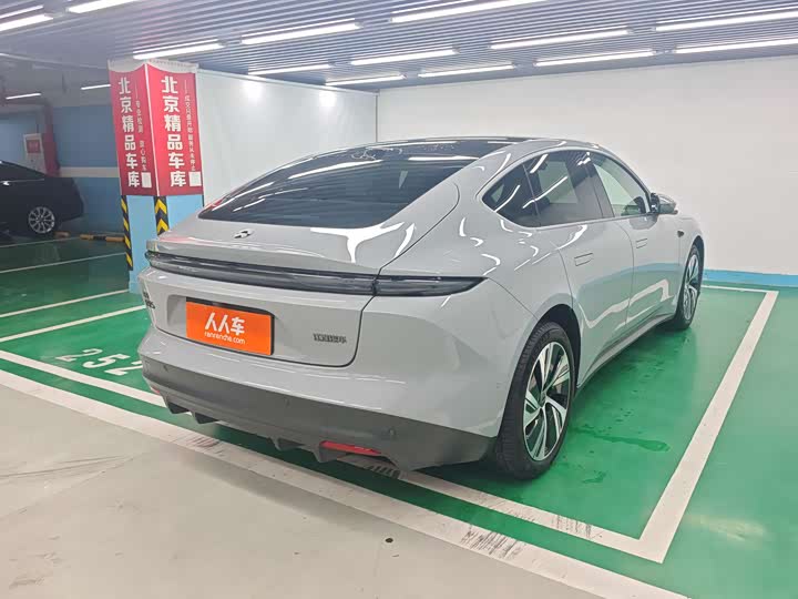 Фото 3 - Nio ET5