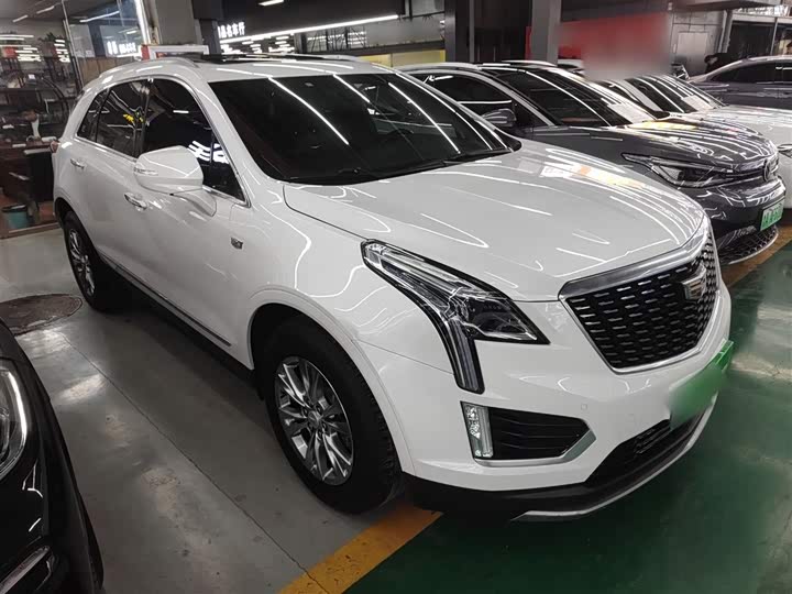 Фото 4 - Cadillac XT5