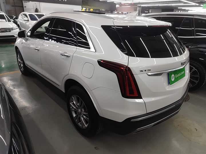 Фото 5 - Cadillac XT5
