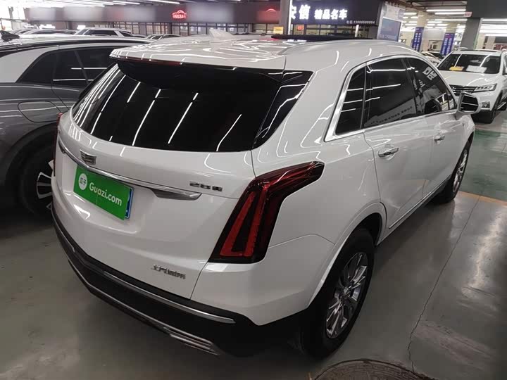 Фото 7 - Cadillac XT5