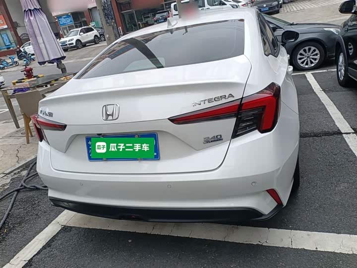 Фото 6 - Honda Integra