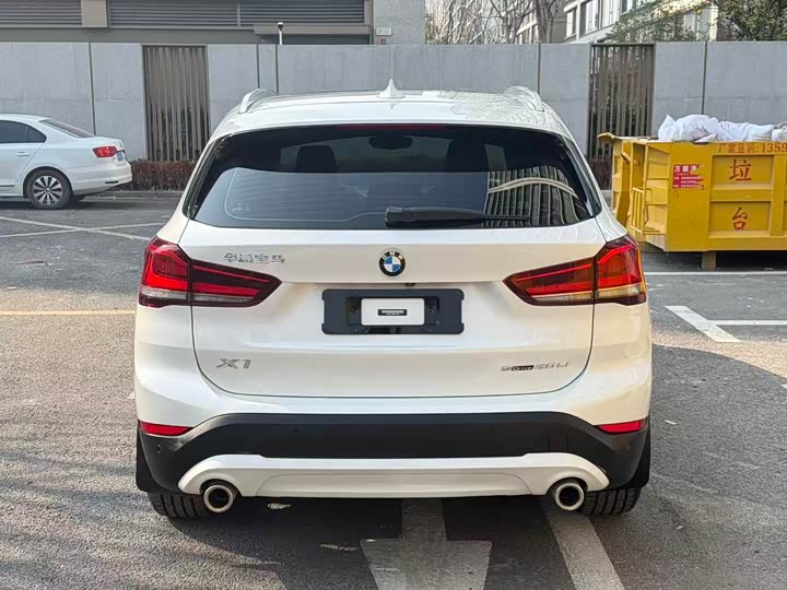 Фото 7 - BMW X1