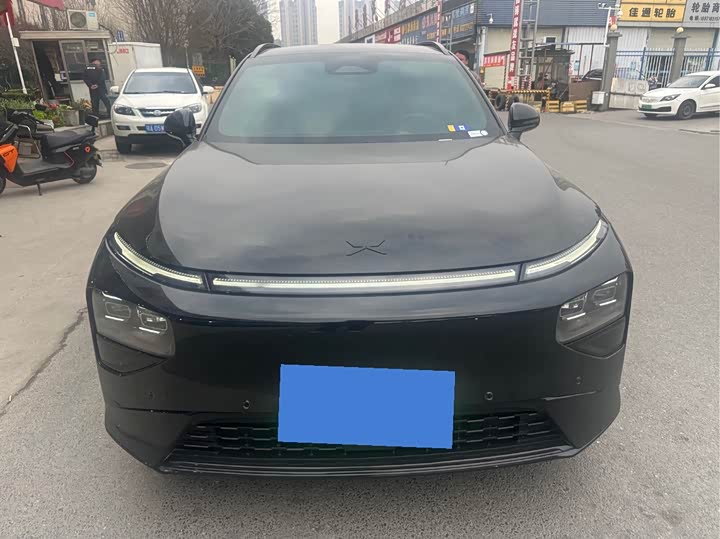 Фото 2 - XPeng G9