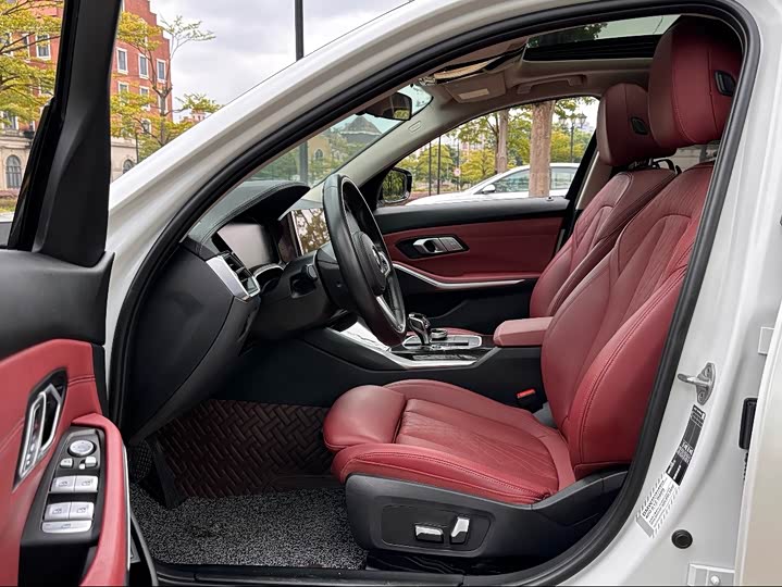 Фото 8 - BMW 3 Series