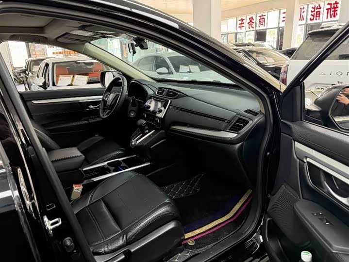 Фото 5 - Honda CR-V