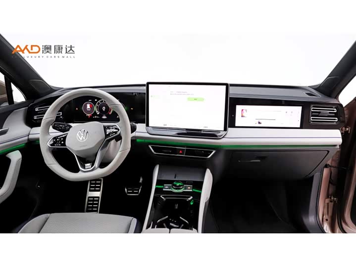 Фото 5 - Volkswagen Tiguan L Pro