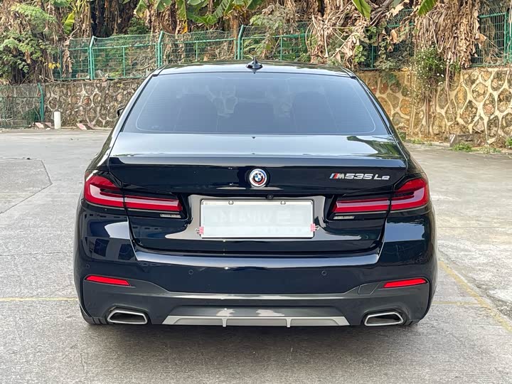 Фото 5 - BMW 5 Series Hybrid