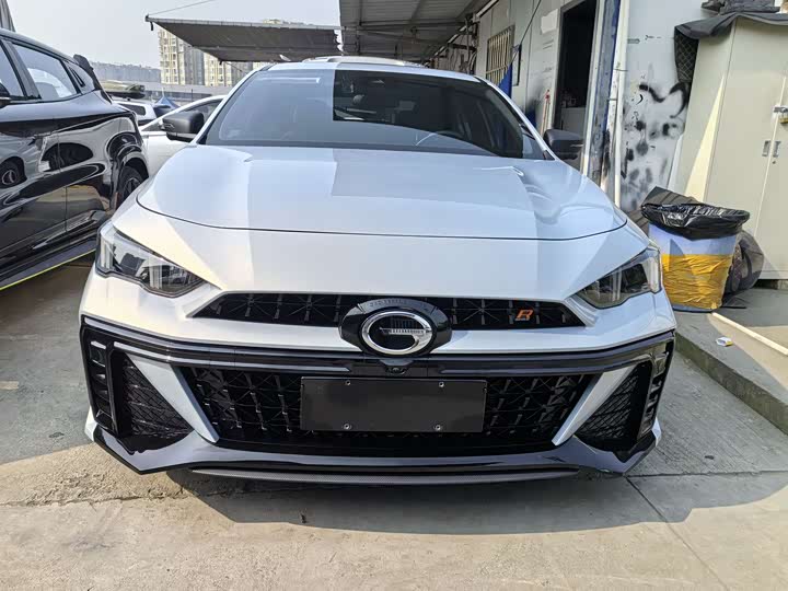 Фото 2 - GAC Trumpchi Empow R