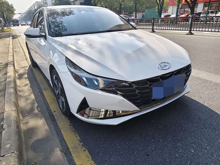 Фото 3 - Hyundai Elantra N line