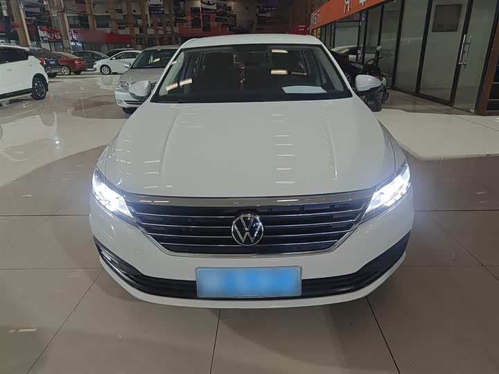 Фото 3 - Volkswagen Lavida