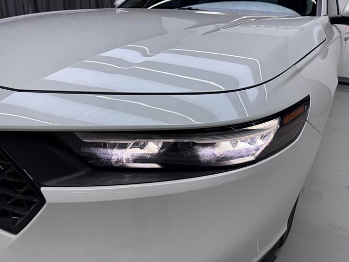 Фото 3 - Honda Accord