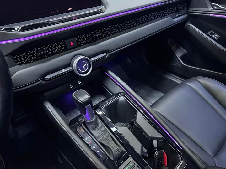 Фото 6 - Honda Accord