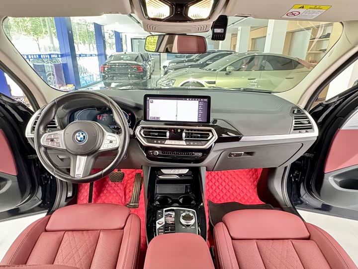 Фото 5 - BMW iX3