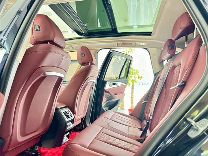 Фото 6 - BMW iX3