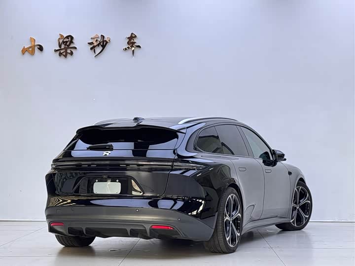 Фото 3 - Nio ET5T