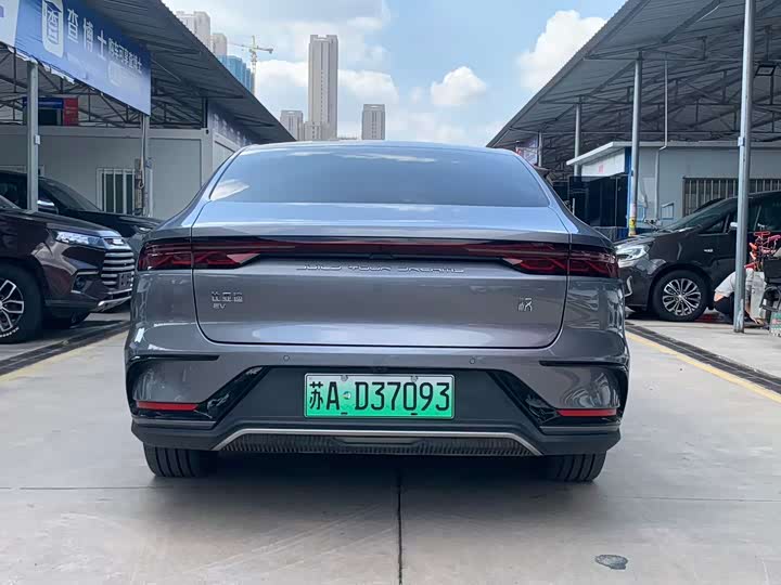 Фото 8 - BYD Han