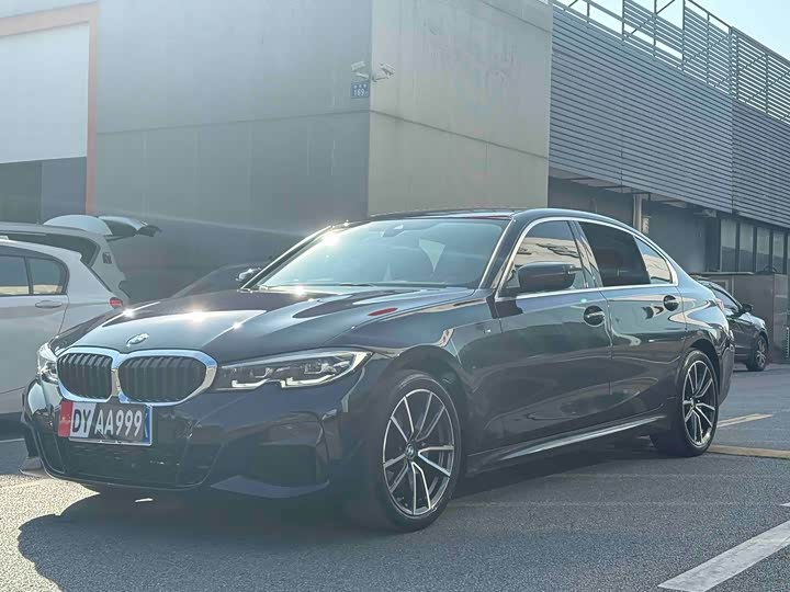 Фото 3 - BMW 3 Series