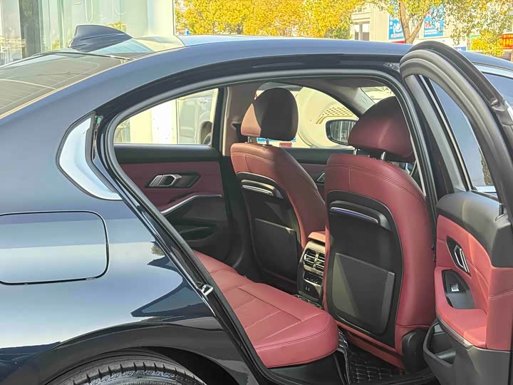 Фото 5 - BMW 3 Series