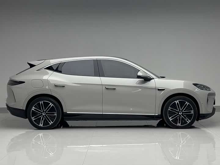 Фото 4 - Denza N7