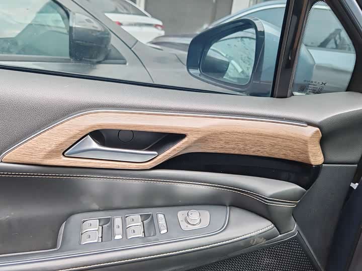 Фото 5 - XPeng P5