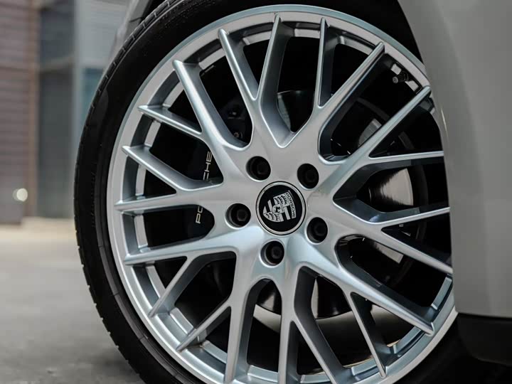 Фото 8 - Porsche Panamera