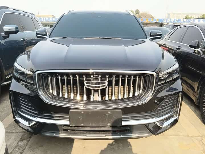 Фото 2 - Geely Monjaro