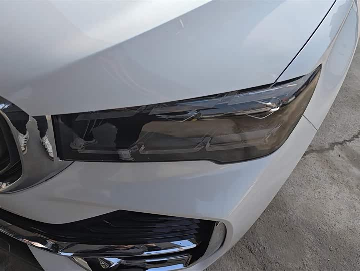 Фото 5 - Geely Monjaro