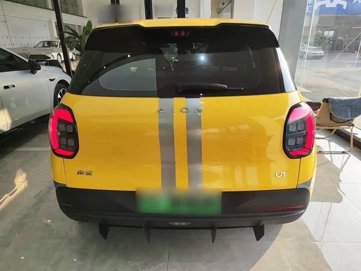 Фото 6 - GAC Aion UT