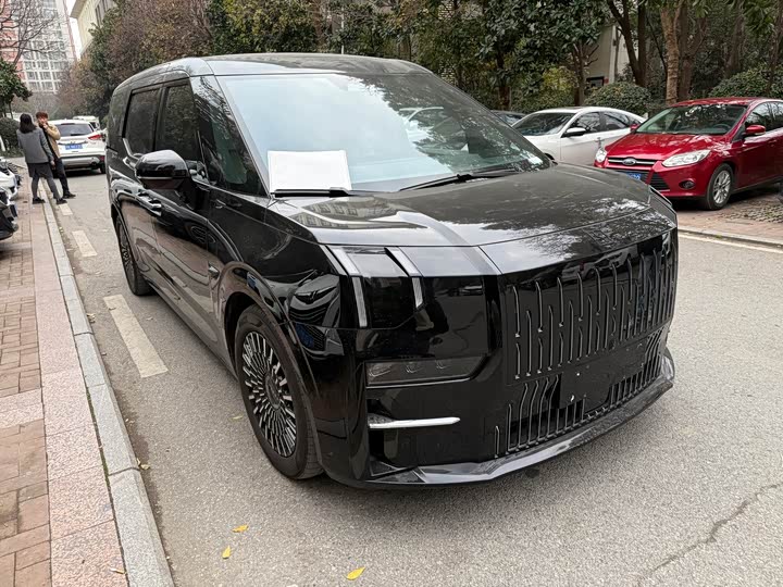 Фото 3 - Zeekr 009