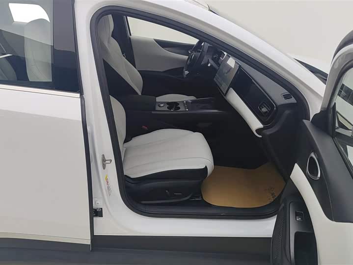 Фото 8 - BYD Seal 06 Hybrid/EV