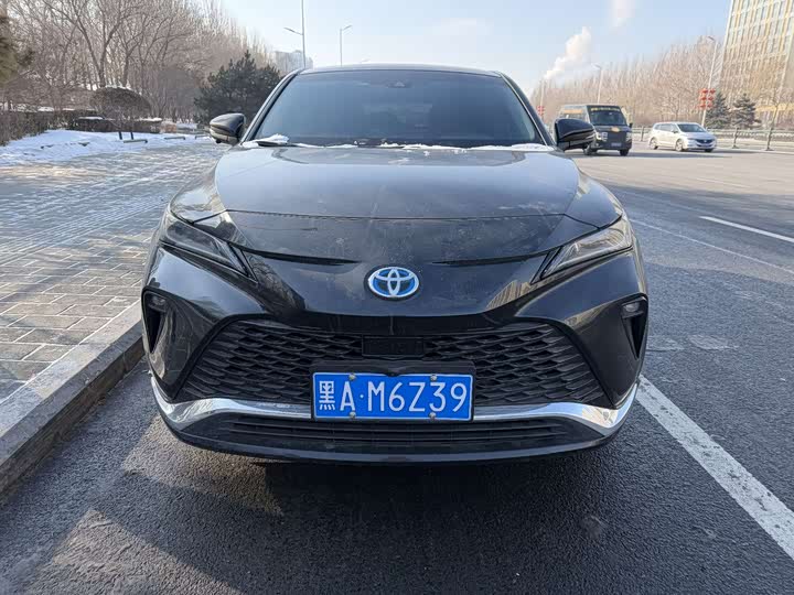 Фото 2 - Toyota Venza