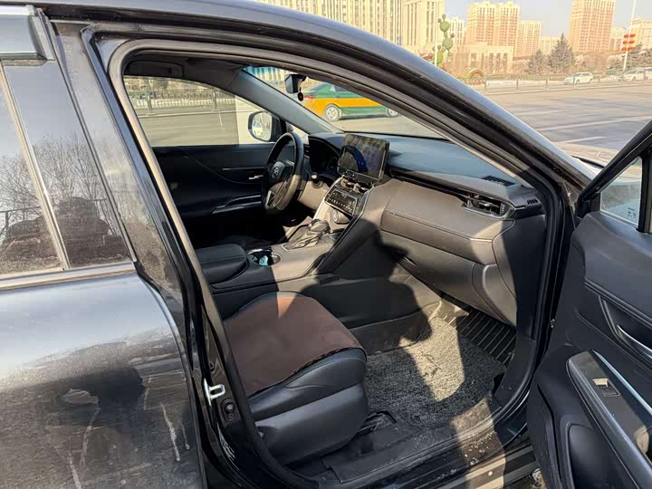 Фото 8 - Toyota Venza