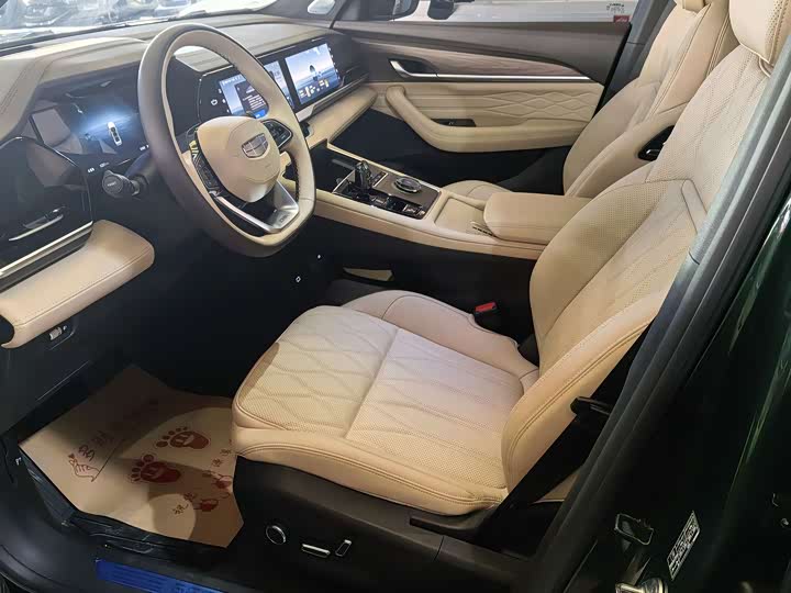 Фото 5 - Geely Monjaro