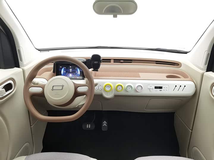 Фото 5 - Bestune Pony