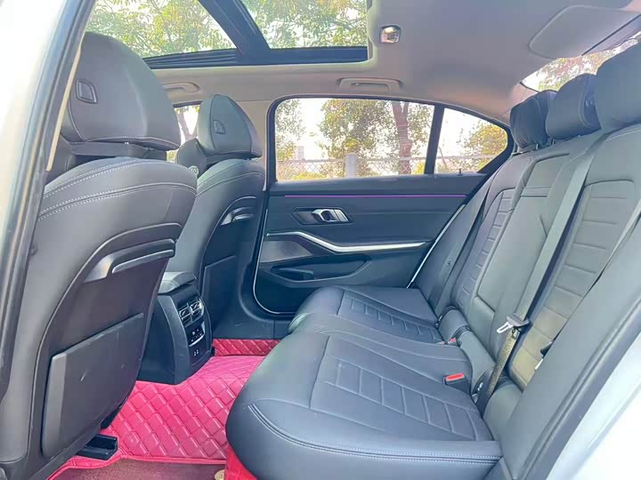 Фото 6 - BMW 3 Series