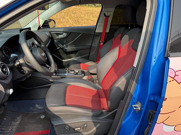 Фото 8 - Audi Q2L