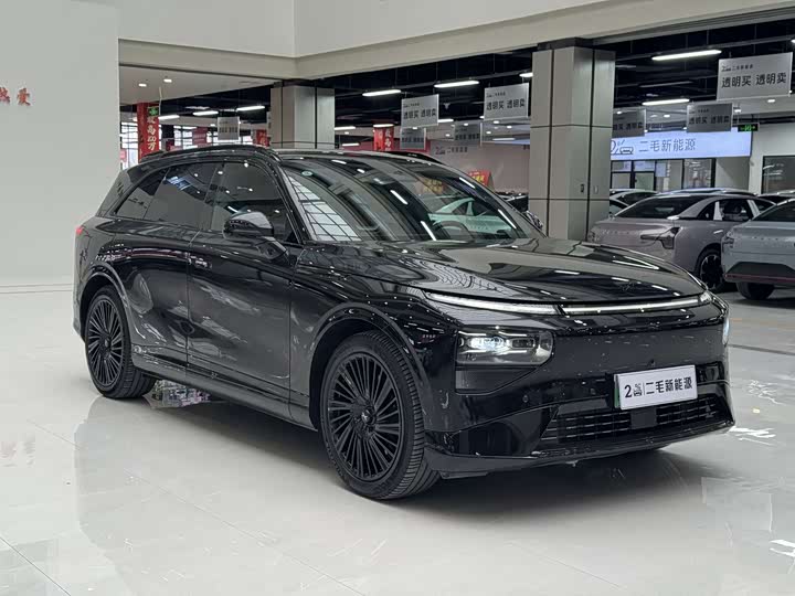 Фото 2 - XPeng G9